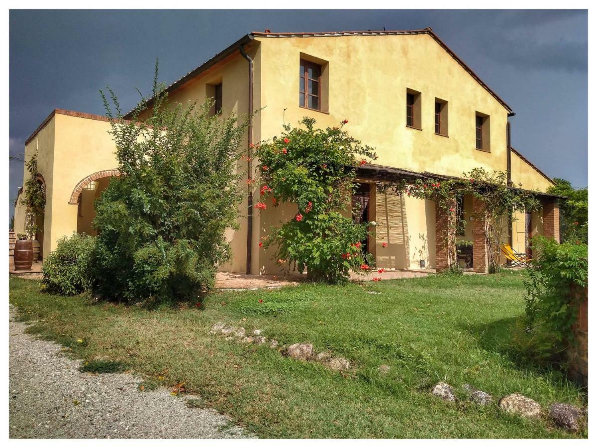 Agriturismo Il Torrione 切塔尔多 外观 照片